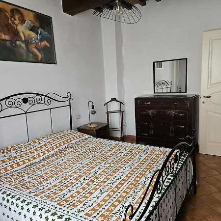 Bilocale Indipendente A 10' Da Pisa بيت للعطل *