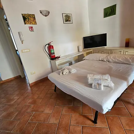 Bilocale Indipendente A 10' Da Pisa * カーシナ